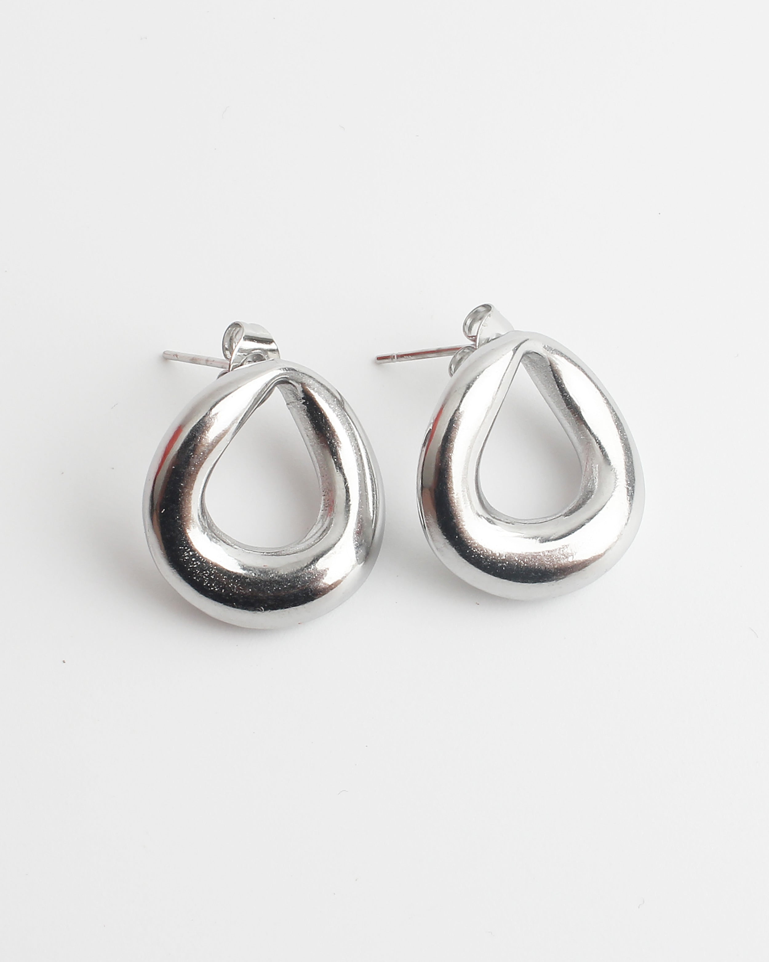 Lilian - Studs - Earrings - Stainless Steels