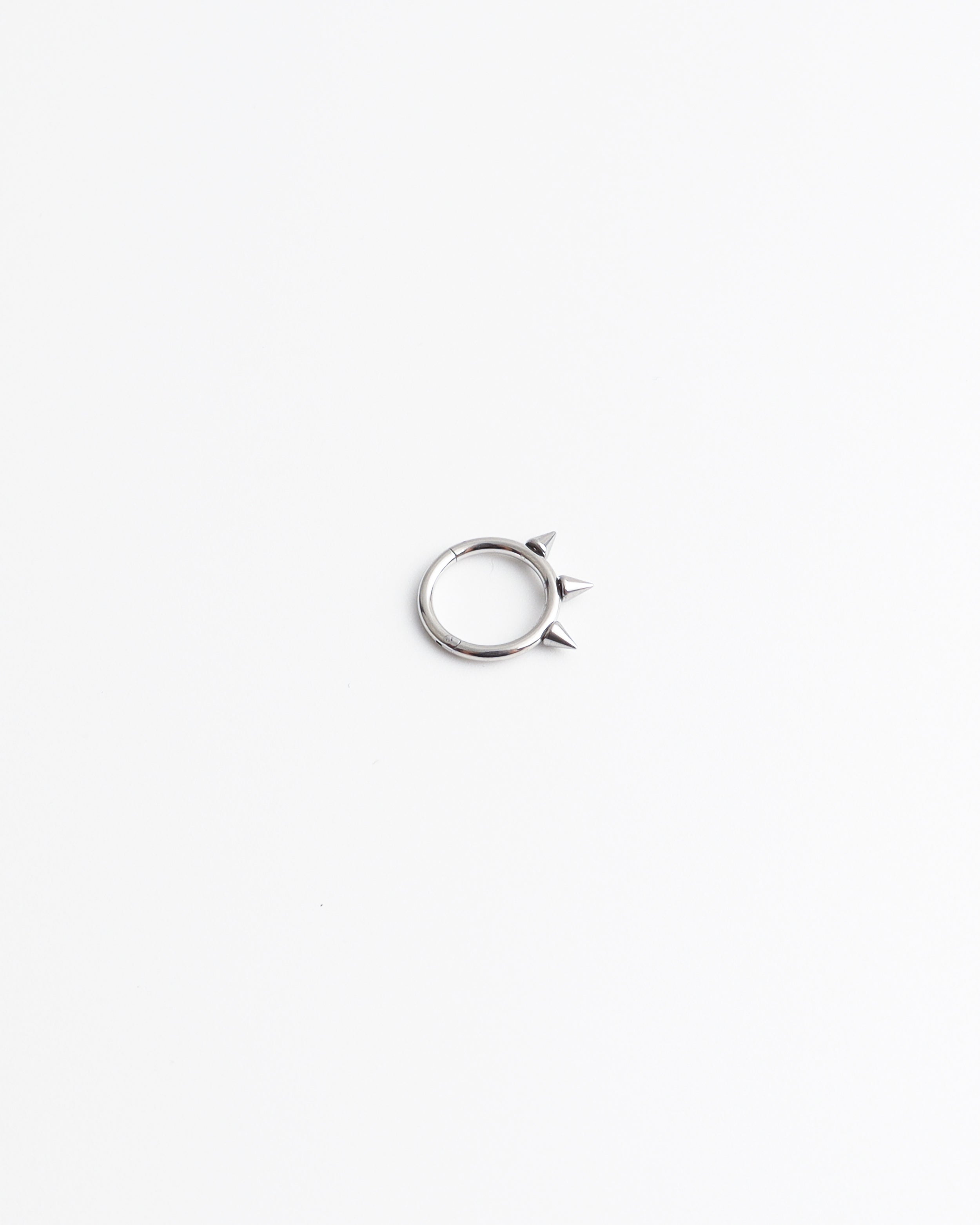 Liora - Piercing – Titanium