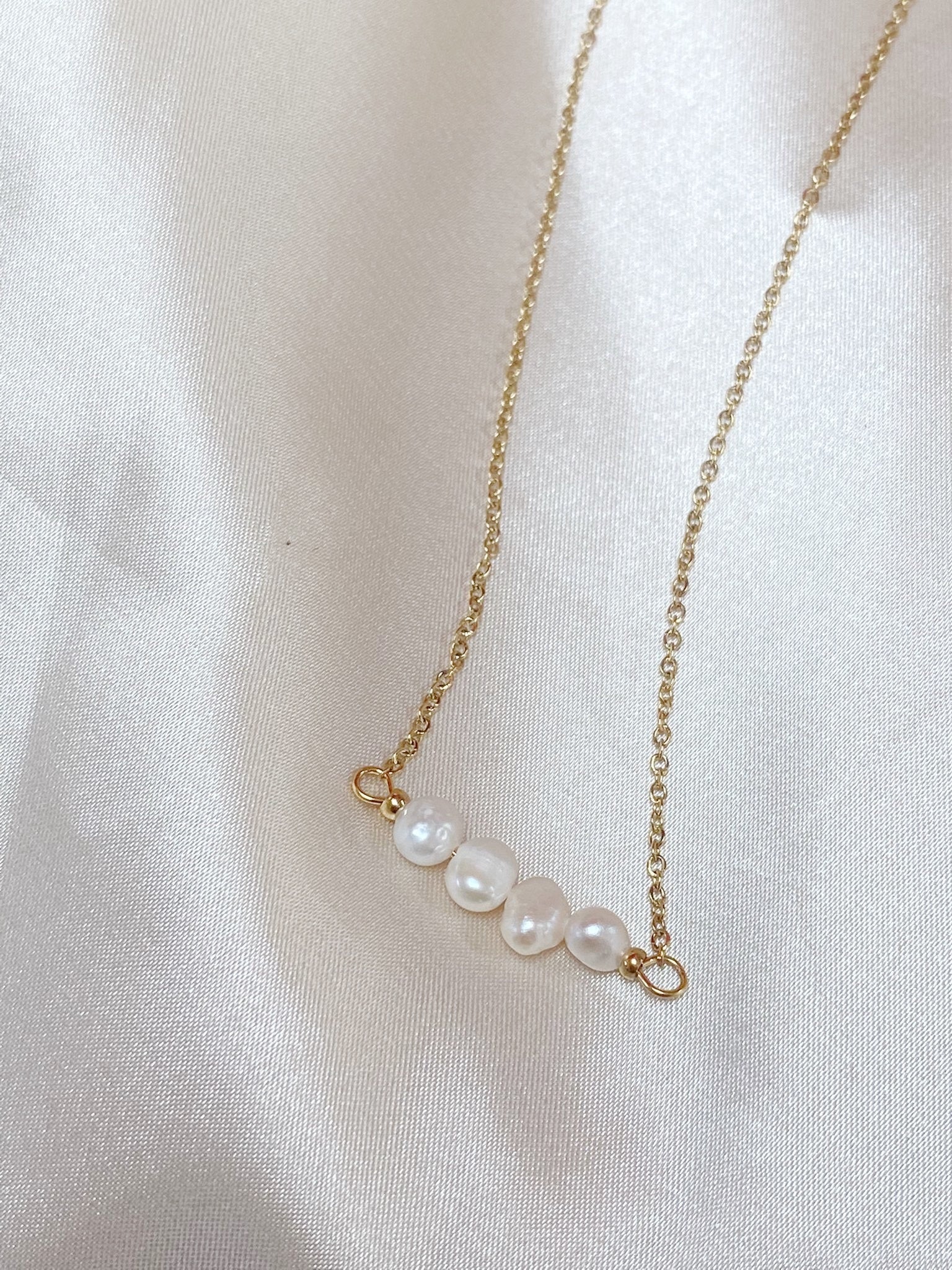 Freshwater Pearl Bar - Necklace - Stainless Steel