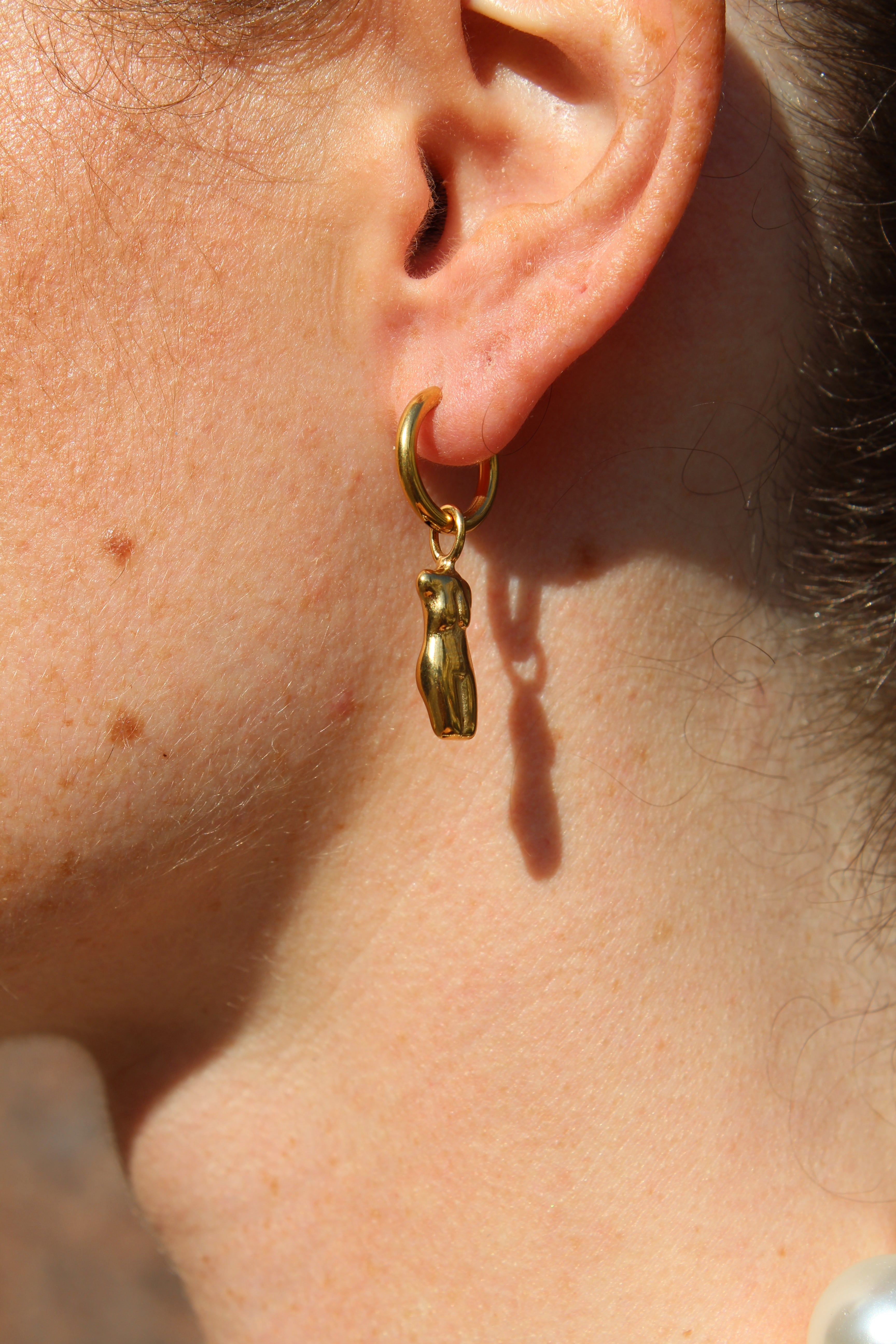 Woman - Earrings - Stainless Steel