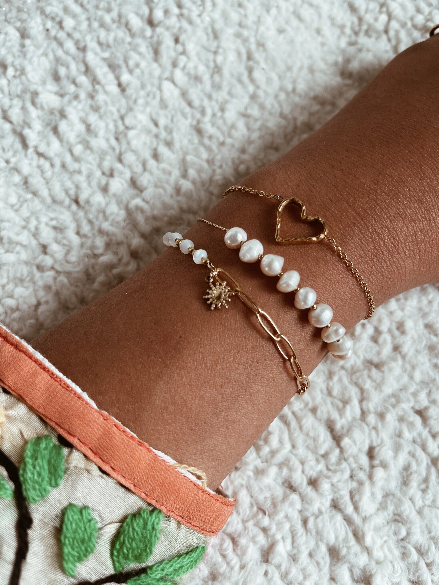 Shell And Chain - Bracelet - Stainless Steel