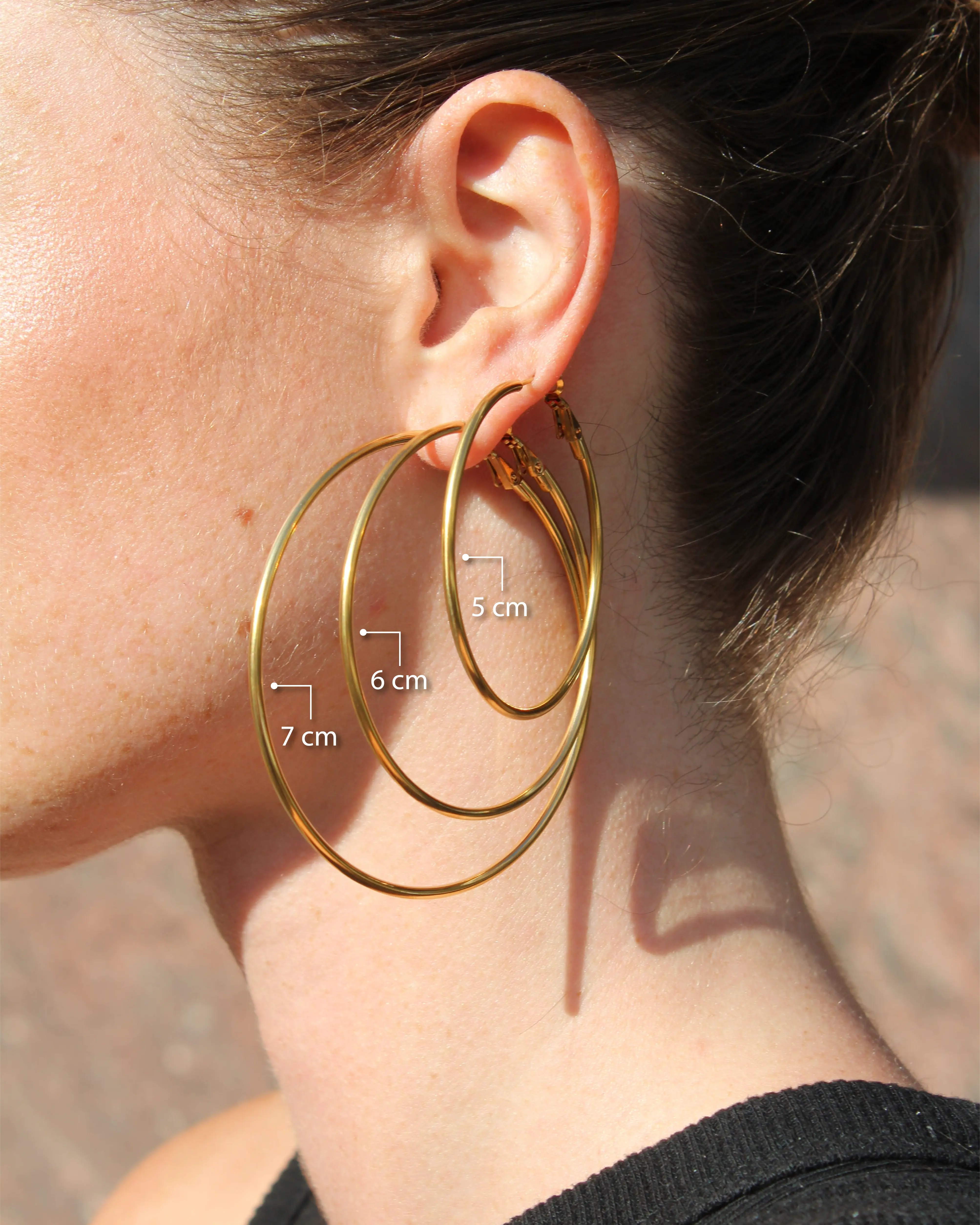 3 maten basis ring oorbellen in het goudkleurig